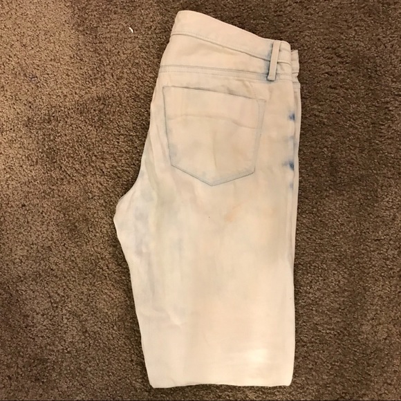 Women’s jeans, White-washed skinny with spots of deep blue - Picture 4 of 4